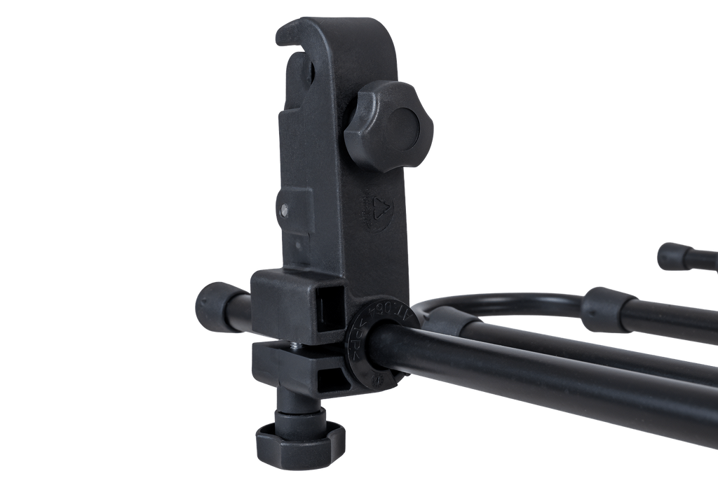 PRATICO dělicí stěna do zavazadlového prostoru - ocelová 