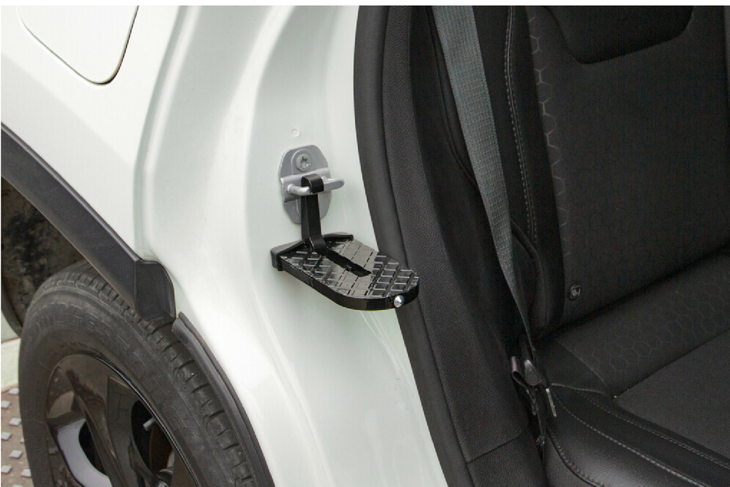 SVĚTLO NA DVEŘNÍM PRŮCHODU s bezpečnostním kladívkem