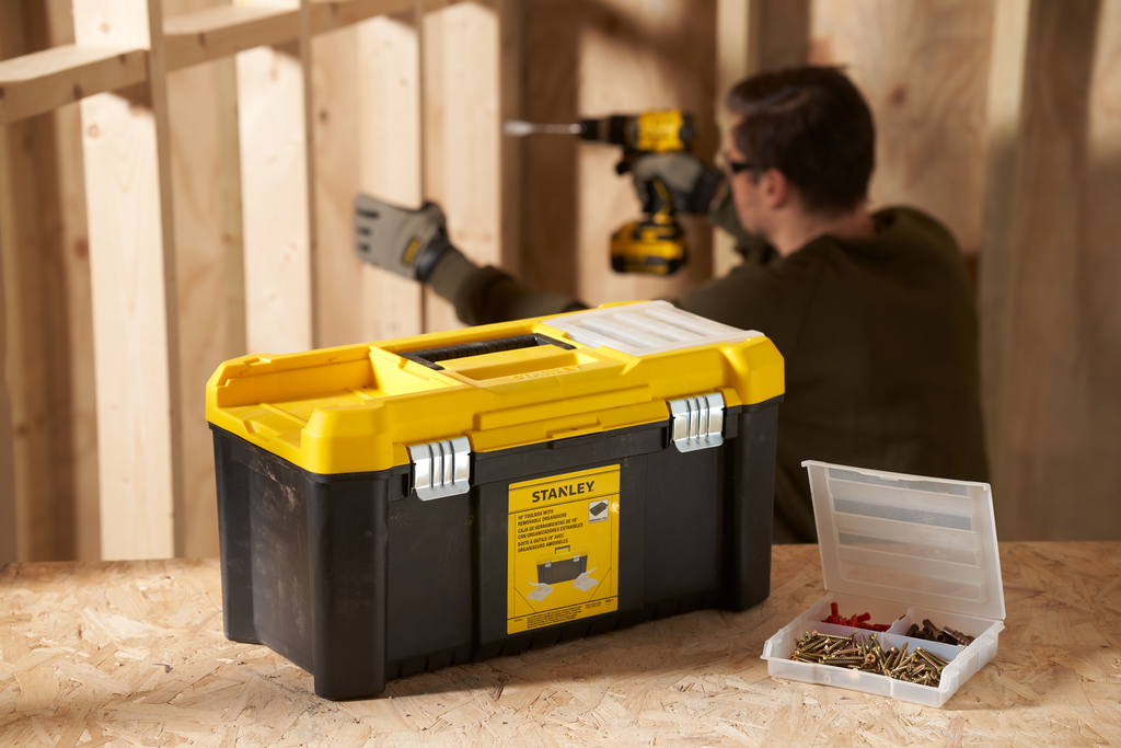 Kufr na nářadí STANLEY ESSENTIAL 485x251x248mm 16,8l