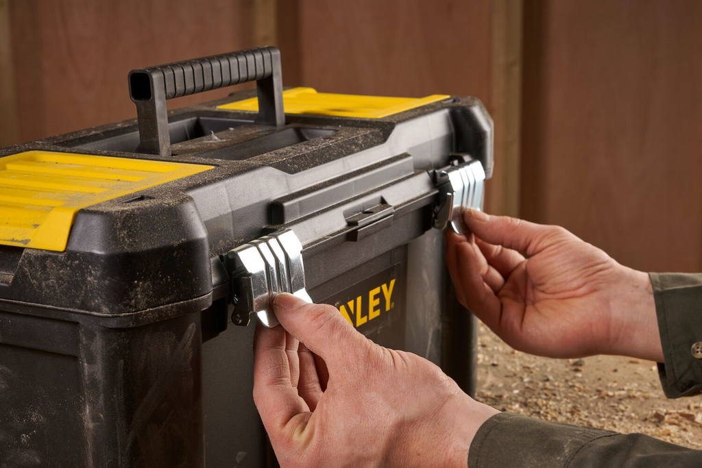 STANLEY ESSENTIAL STST1-75521 bedna na nářadí 480x250x250mm 16,8l