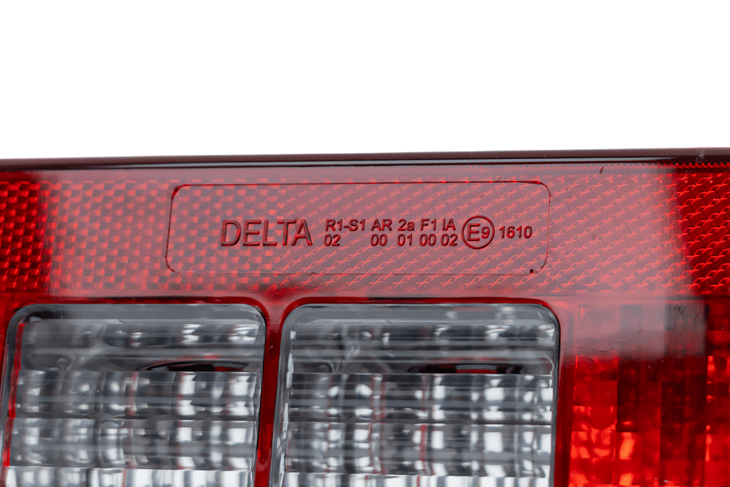 Lewa lampa do platform rowerowych Atera Strada Sport 0969922626