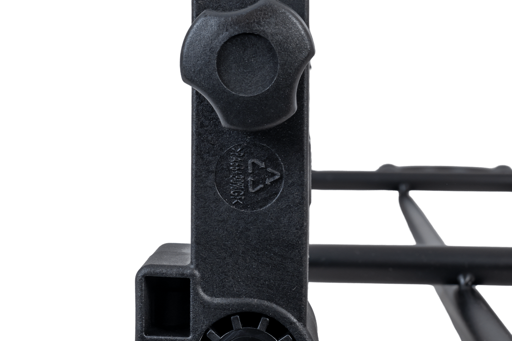 PRATICO dělicí stěna do zavazadlového prostoru - ocelová 