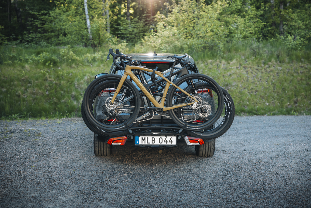 Thule EasyFold 3 - skládací nosič kol na tažné zařízení pro 3 kola (945100)