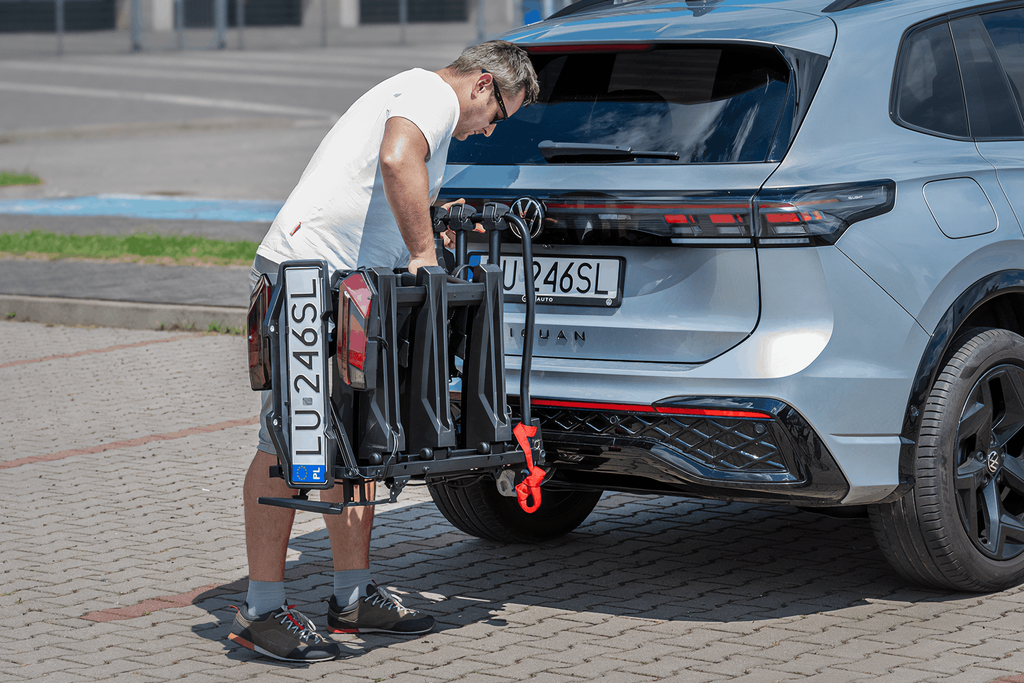 Inter Pack Velox 3 LED - skládací nosič kol na tažné zařízení pro 3 kola s LED světly
